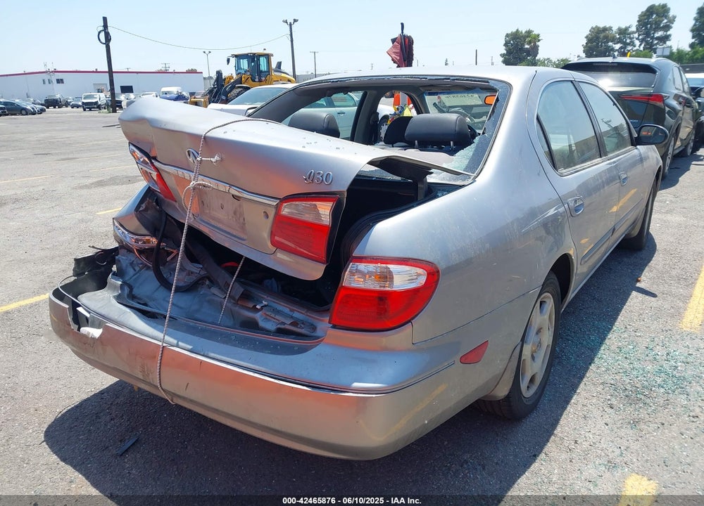 2001 INFINITI I30 LUXURY VIN: JNKCA31A21T016556