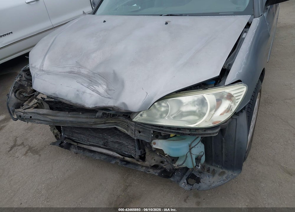 2004 HONDA CIVIC LX VIN: 2HGES155X4H571699
