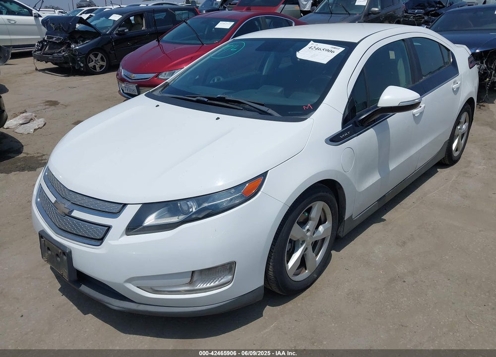 2014 CHEVROLET VOLT VIN: 1G1RE6E47EU152955