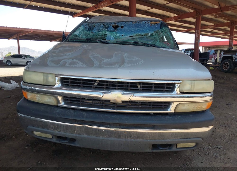 2004 CHEVROLET TAHOE LS VIN: 1GNEK13Z84R267119