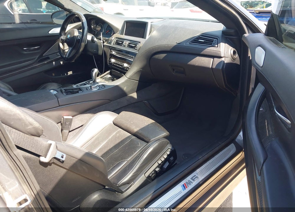 2013 BMW M6 VIN: WBSLX9C51DC968593