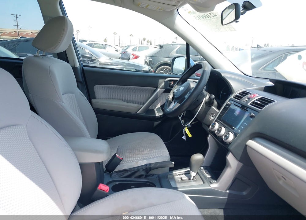 2018 SUBARU FORESTER 2.5I PREMIUM VIN: JF2SJAGC1JH463121
