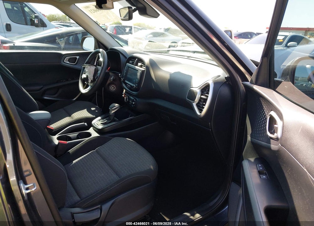 2021 KIA SOUL VIN: KNDJ23AU1M7790343
