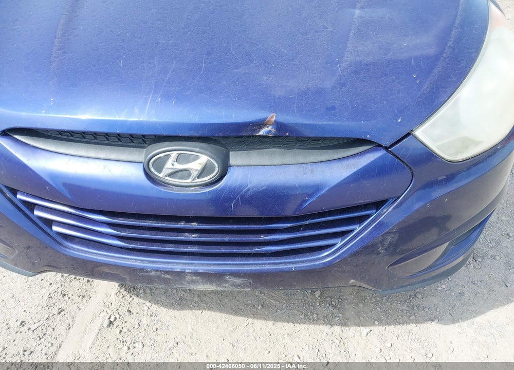 2011 HYUNDAI TUCSON GL VIN: KM8JT3AB1BU121284