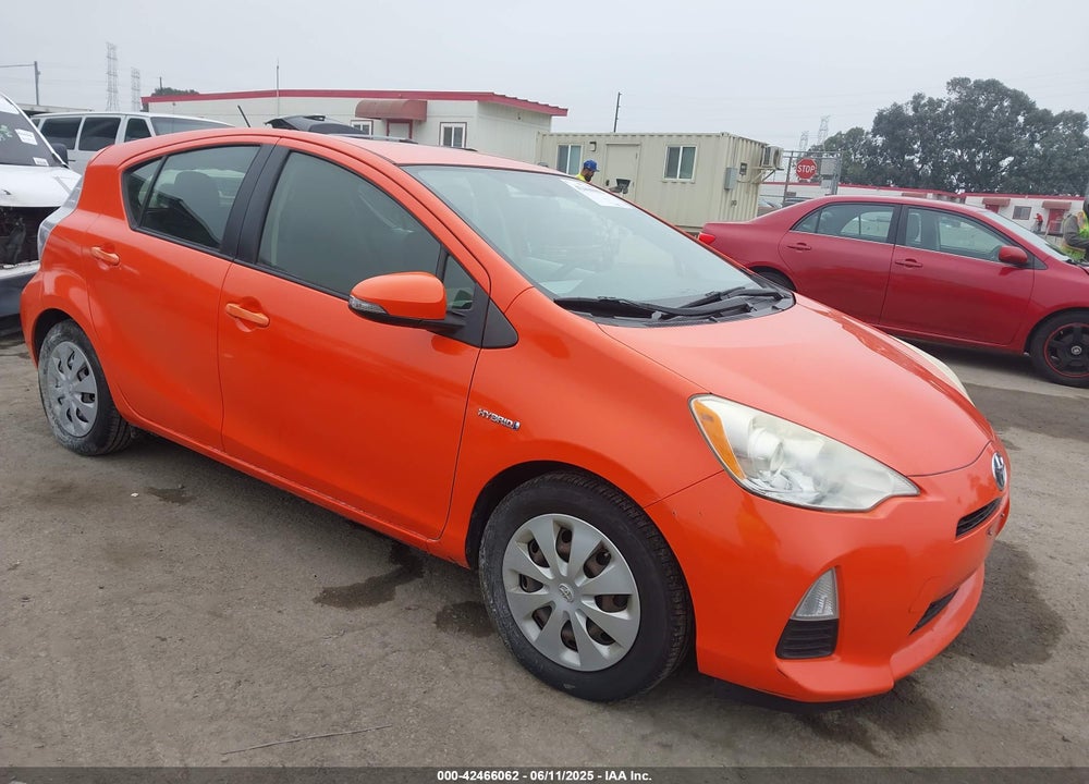 2012 TOYOTA PRIUS C TWO VIN: JTDKDTB31C1010010