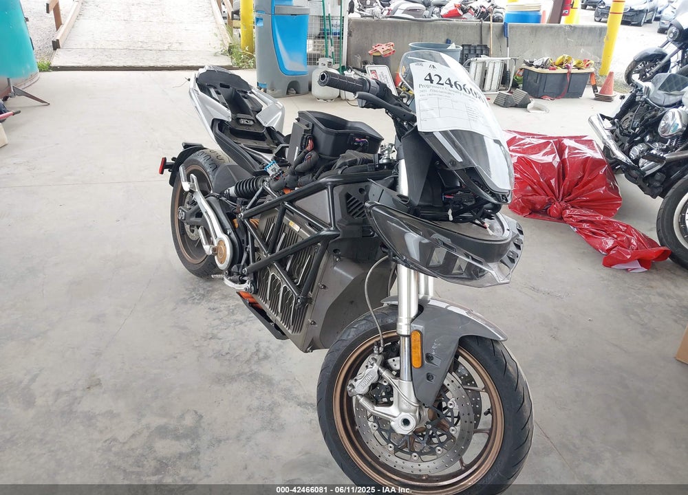2021 ZERO MOTORCYCLES INC SR/S VIN: 538ZFBZ70MCL17094