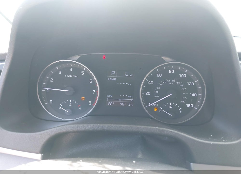 2018 HYUNDAI ELANTRA VIN: 5NPD74LF5JH362740