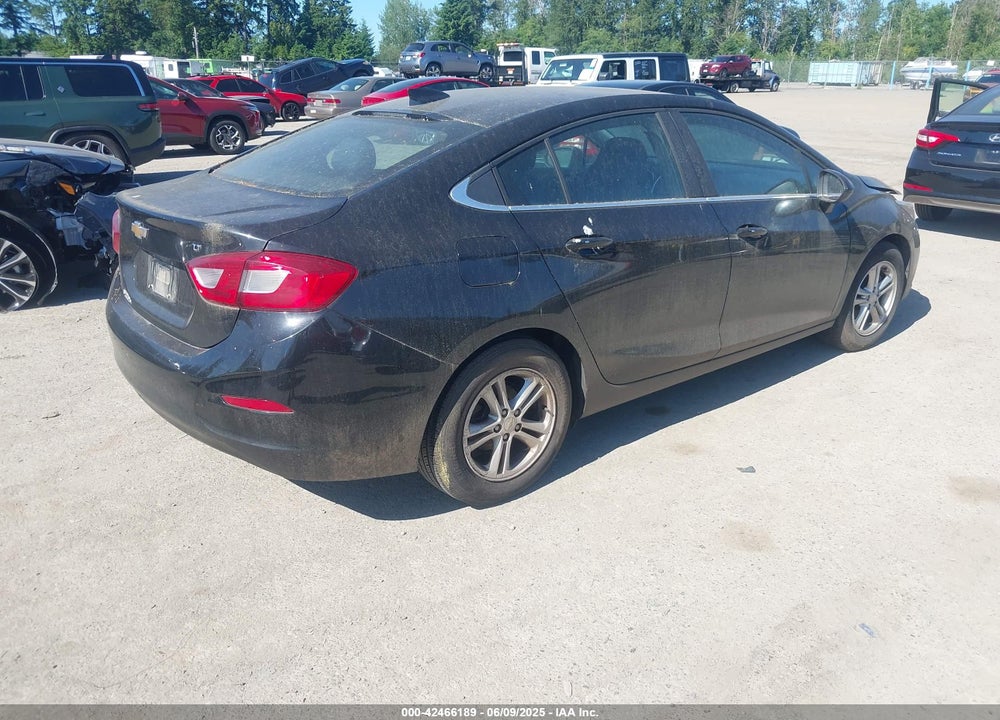 2018 CHEVROLET CRUZE LT AUTO VIN: 1G1BE5SM5J7246843