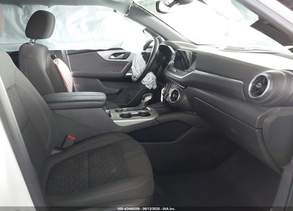 2019 CHEVROLET BLAZER VIN: 3GNKBBRA5KS656773