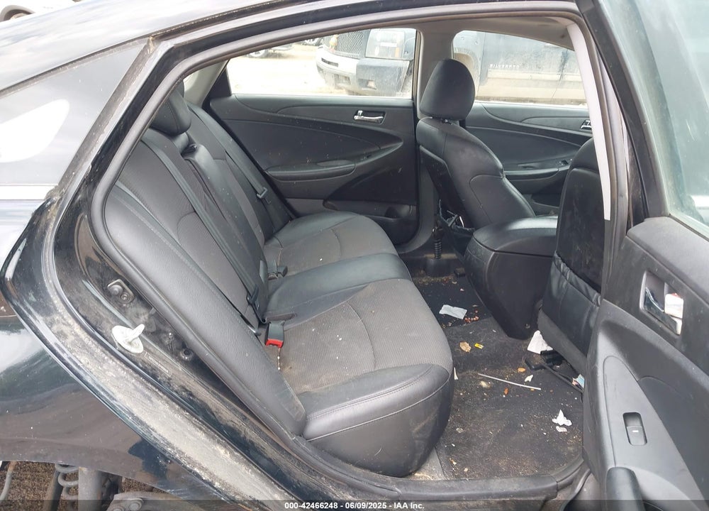 2013 HYUNDAI SONATA SE 2.0T VIN: 5NPEC4AB3DH806606