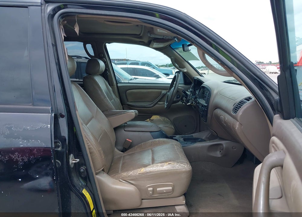 2003 TOYOTA SEQUOIA SR5 V8 VIN: 5TDZT34AX3S138939