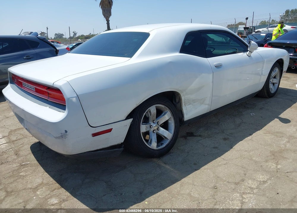 2014 DODGE CHALLENGER VIN: 2C3CDYAGXEH289794