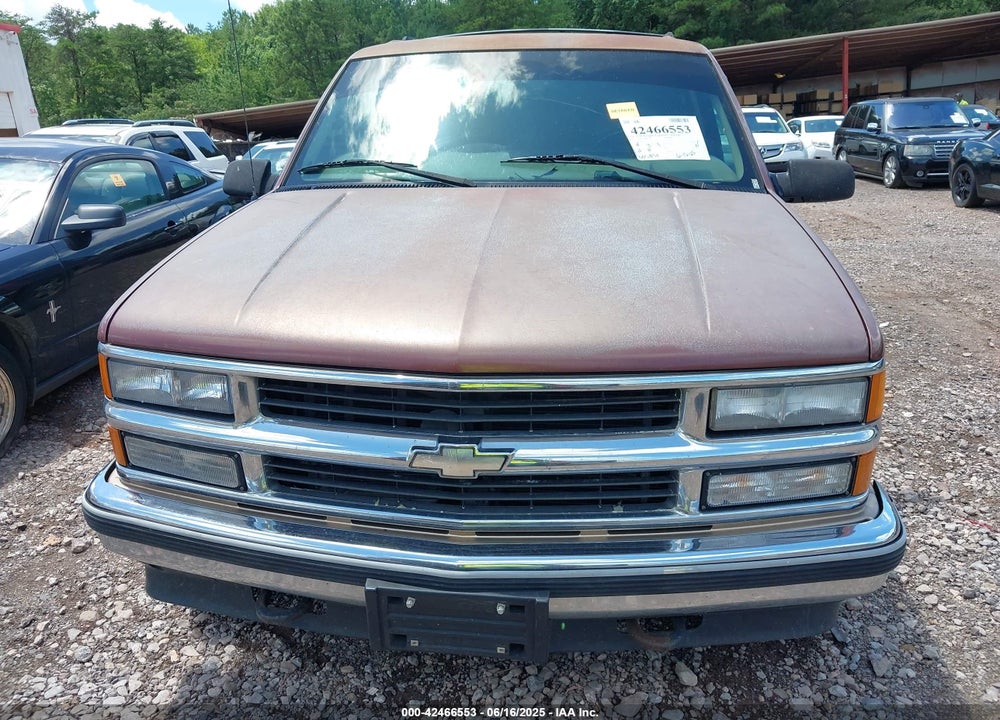 1999 CHEVROLET TAHOE LS VIN: 1GNEK13R4XJ327755