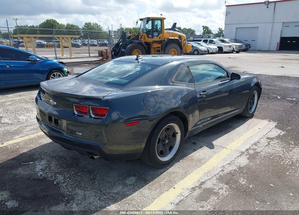 2013 CHEVROLET CAMARO 1LS VIN: 2G1FE1E33D9174332