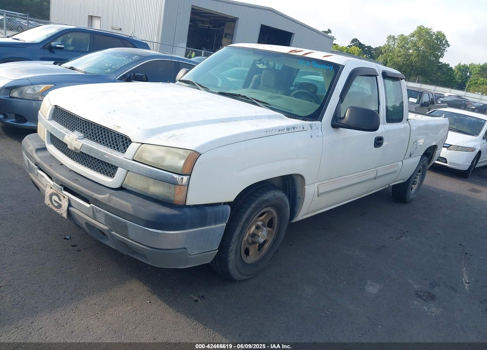 2004 CHEVROLET SILVERADO 1500 LS VIN: 2GCEC19V241237617
