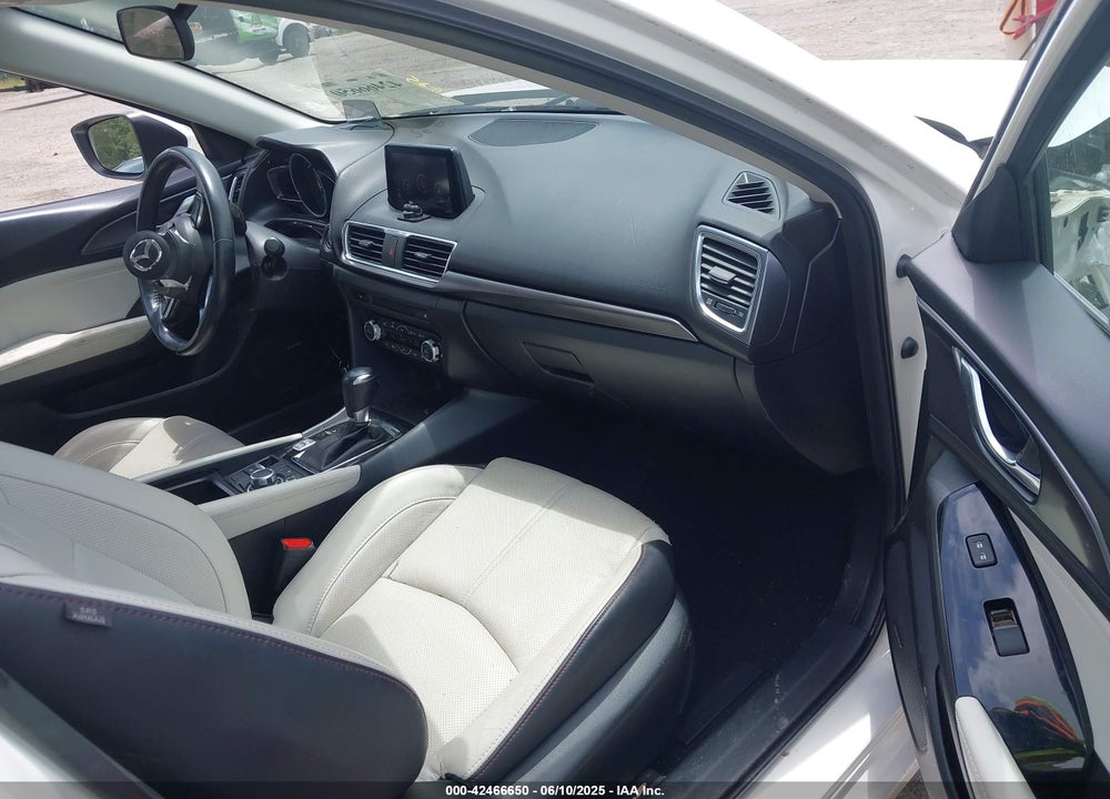 2017 MAZDA 3 VIN: 3MZBN1M39HM142633