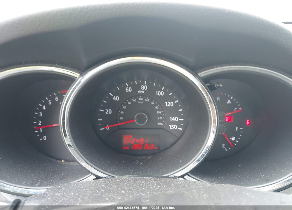 2012 KIA SORENTO VIN: 5XYKU4A22CG239844
