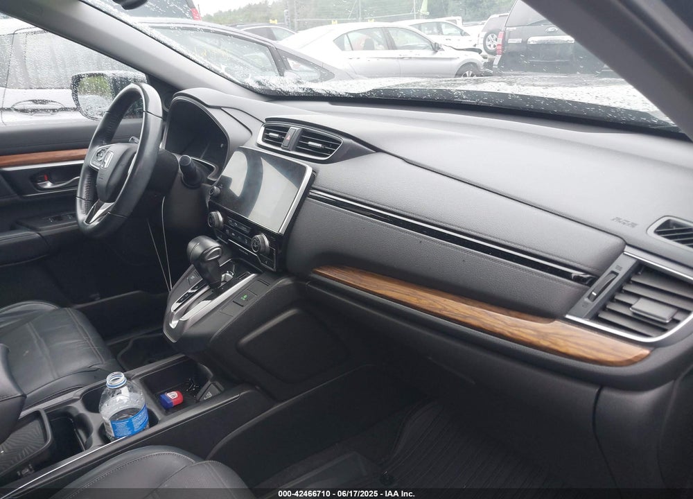 2019 HONDA CR-V VIN: JHLRW2H83KX004259