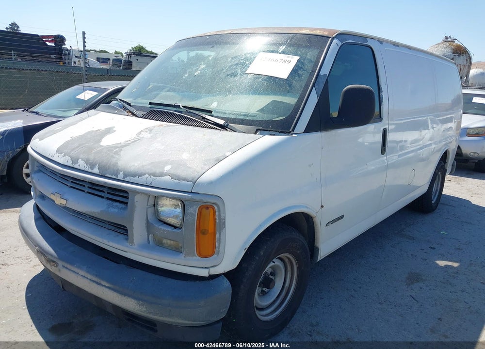 1999 CHEVROLET EXPRESS VIN: 1GCFG15M8X1044680
