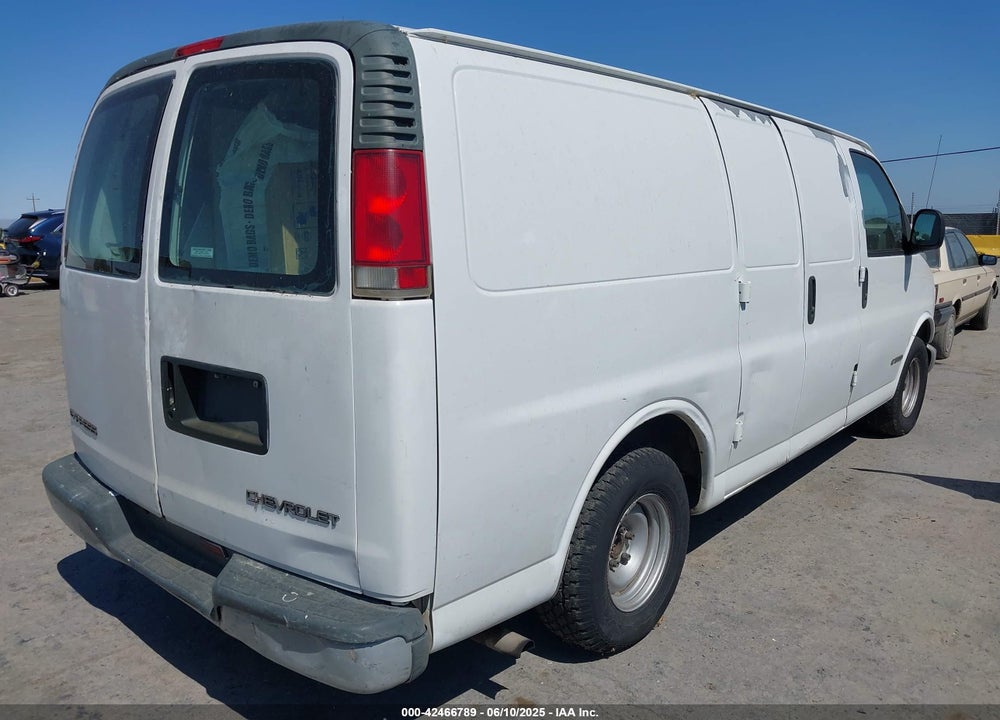 1999 CHEVROLET EXPRESS VIN: 1GCFG15M8X1044680