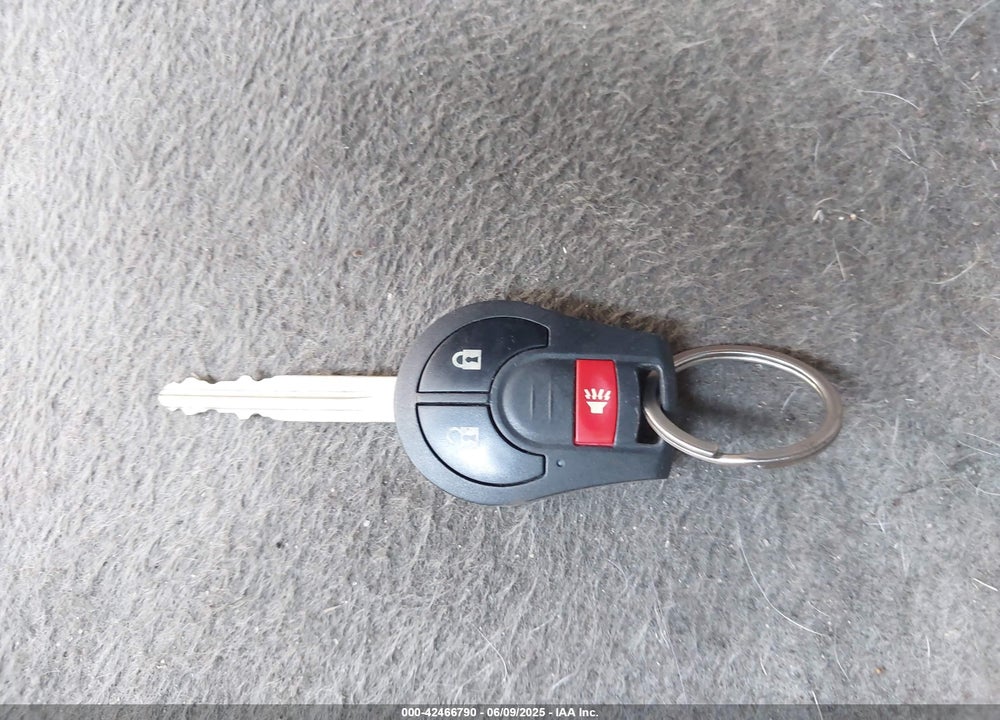 2013 NISSAN ROGUE S VIN: JN8AS5MV1DW631784
