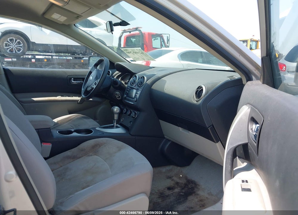 2013 NISSAN ROGUE S VIN: JN8AS5MV1DW631784