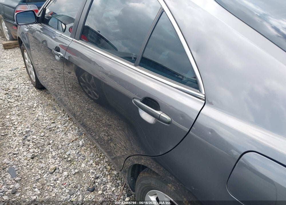 2007 TOYOTA CAMRY HYBRID VIN: JTNBB46K573007839
