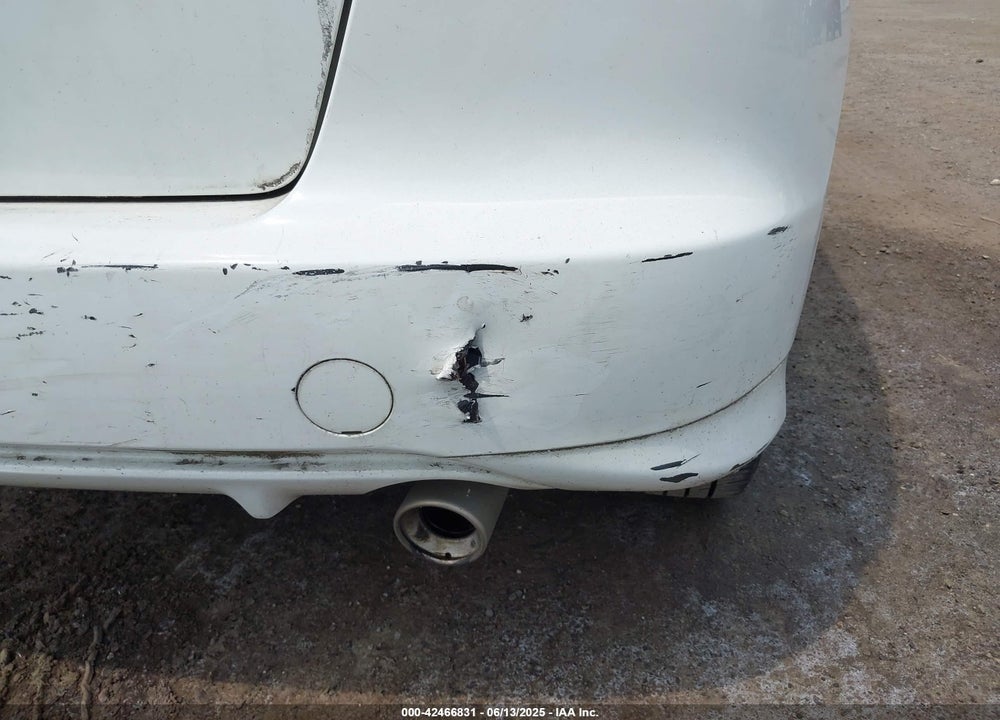 2013 HONDA FIT SPORT VIN: JHMGE8H59DC057430