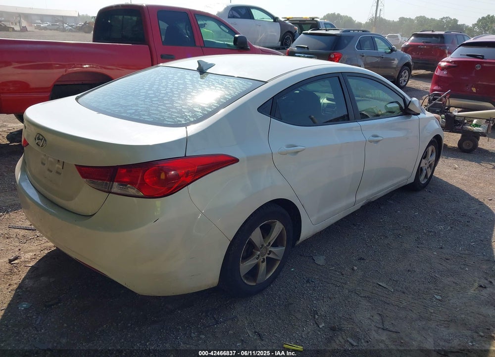 2013 HYUNDAI ELANTRA GLS VIN: 5NPDH4AE0DH331939