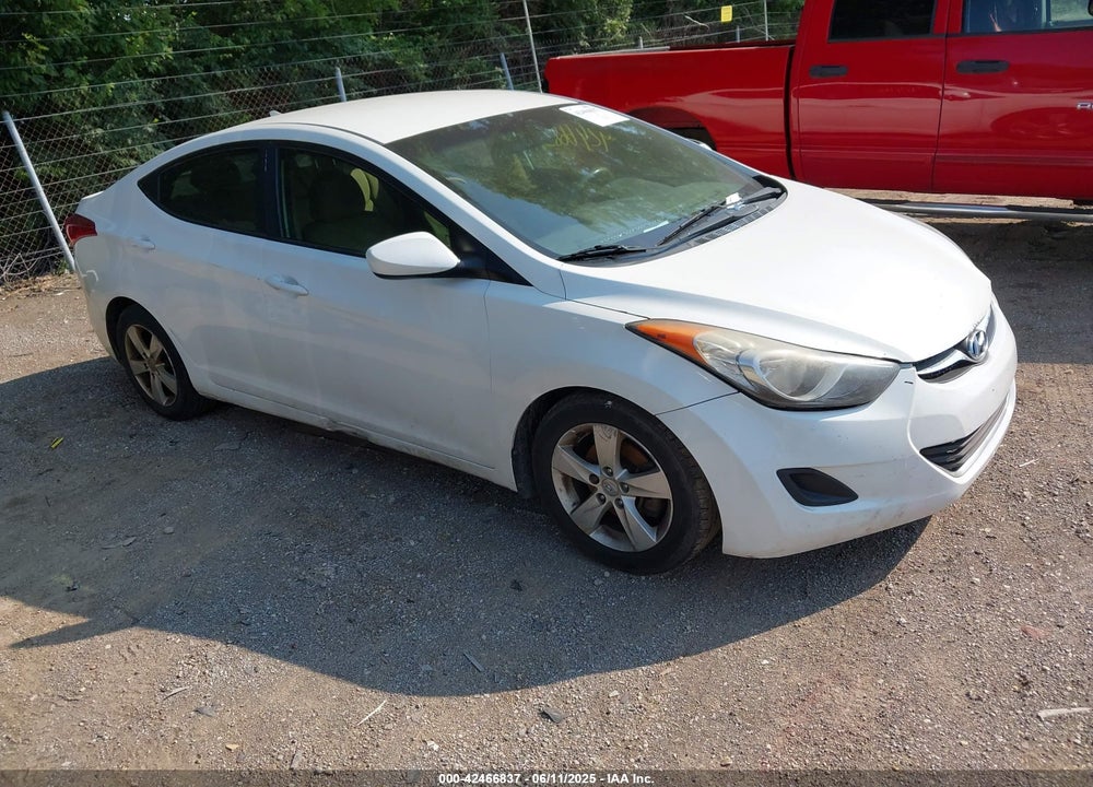 2013 HYUNDAI ELANTRA GLS VIN: 5NPDH4AE0DH331939