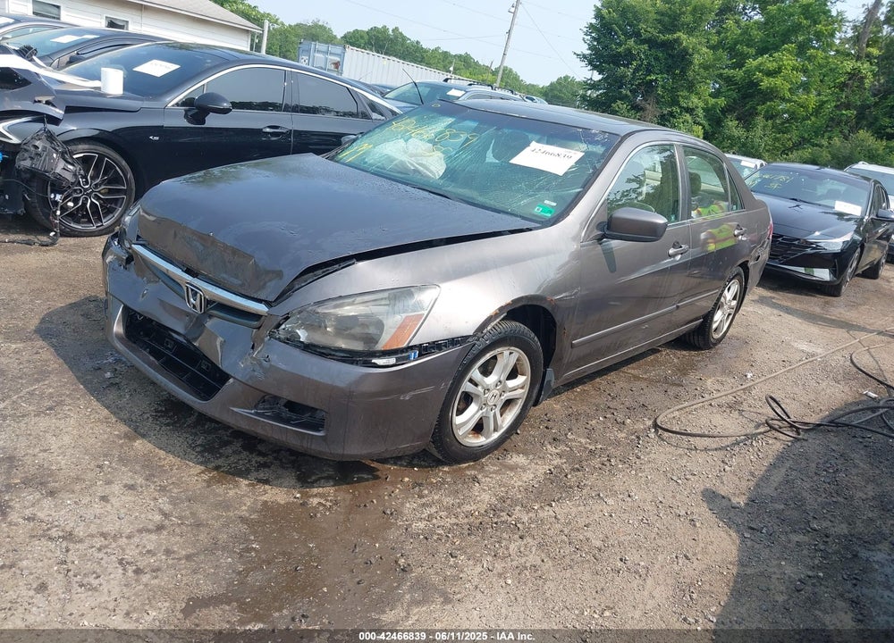2007 HONDA ACCORD VIN: 1HGCM56727A053632