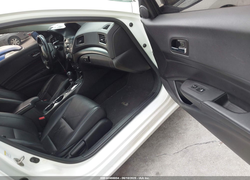 2014 ACURA ILX VIN: 19VDE1F3XEE010150