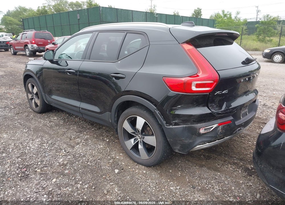 2020 VOLVO XC40 VIN: YV4162UK6L2254022