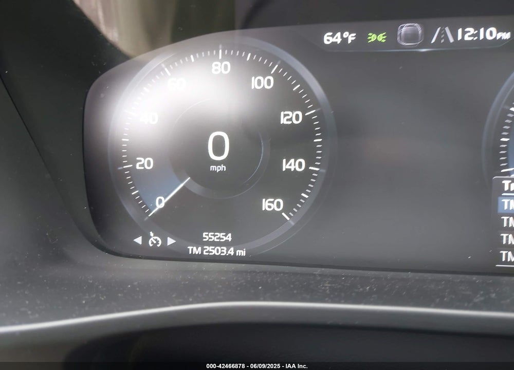 2020 VOLVO XC40 VIN: YV4162UK6L2254022