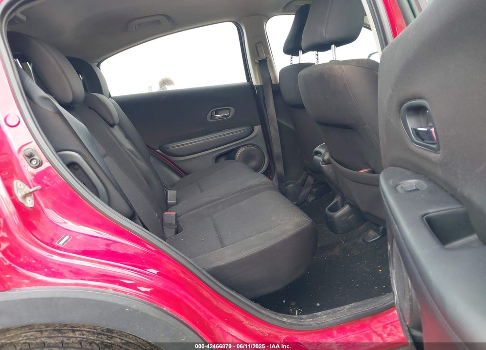 2017 HONDA HR-V VIN: 3CZRU6H33HM725236