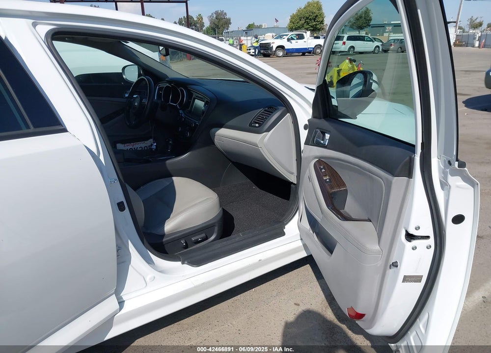 2015 KIA OPTIMA VIN: 5XXGN4A77FG409459