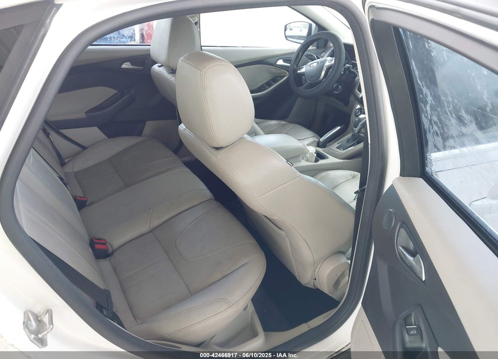 2012 FORD FOCUS VIN: 1FAHP3H23CL473373