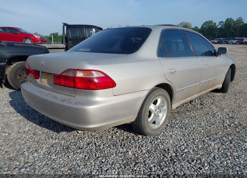 1999 HONDA ACCORD EX V6 VIN: 1HGCG1652XA048736