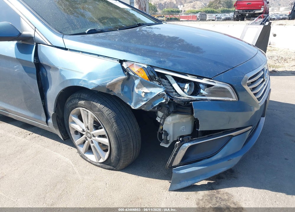 2016 HYUNDAI SONATA VIN: 5NPE24AF6GH389573