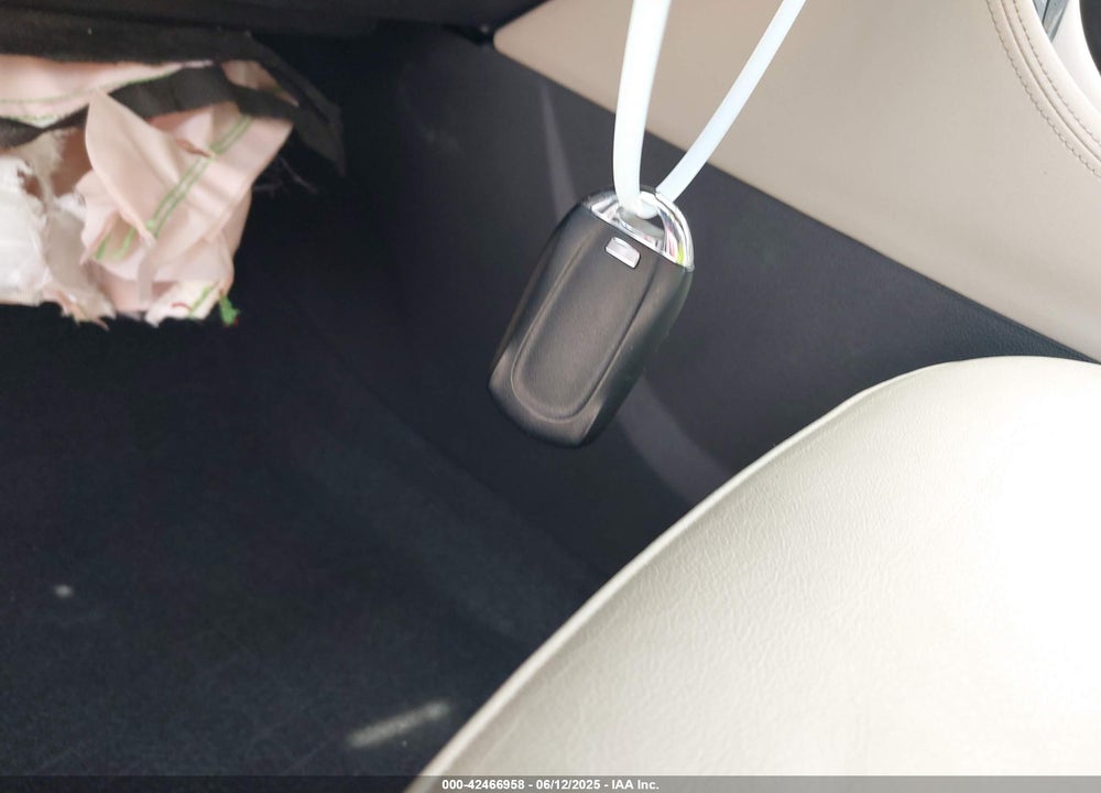 2017 BUICK ENVISION VIN: LRBFXESX7HD019189