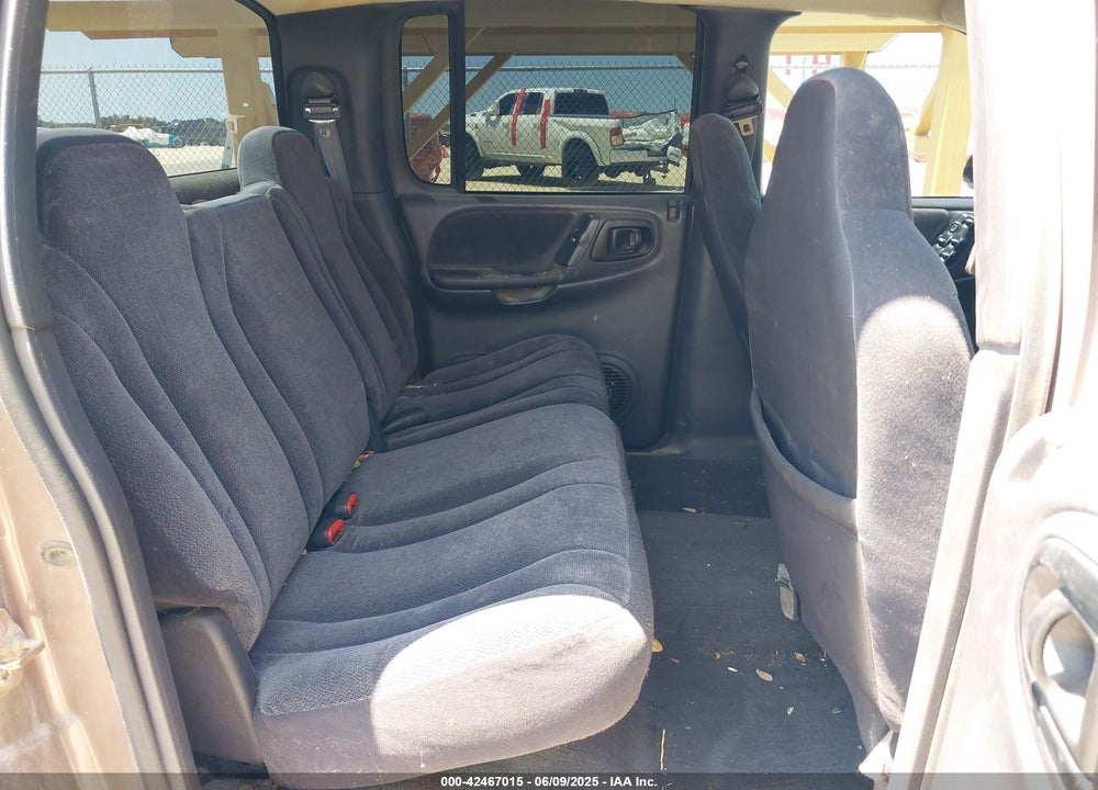 2000 DODGE DAKOTA SLT/SPORT VIN: 1B7GL2AZ8YS716918