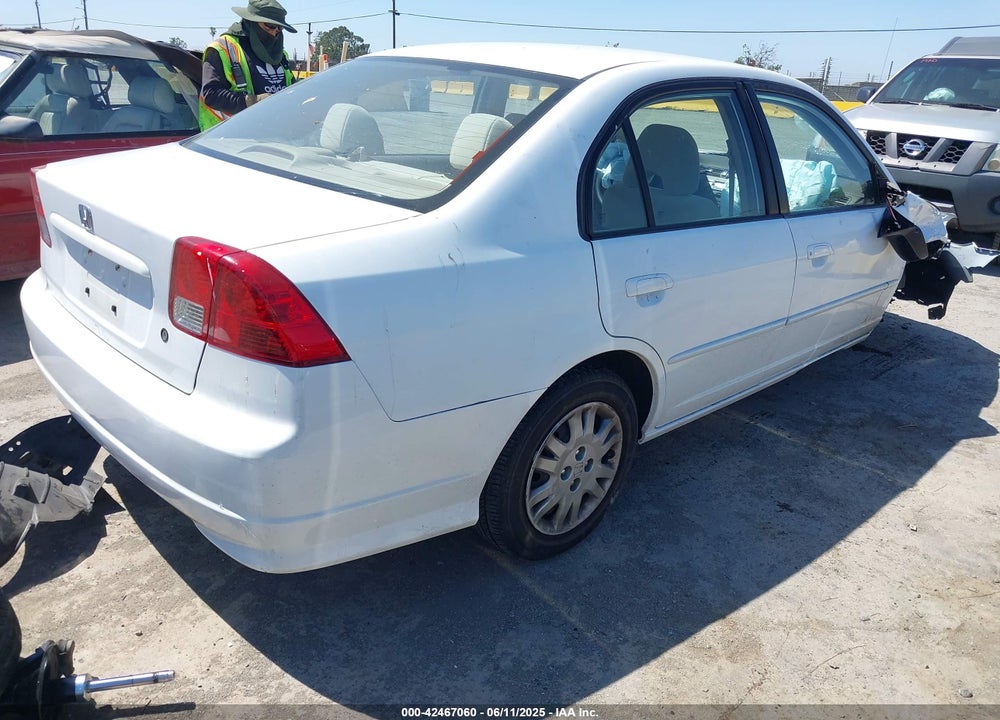 2005 HONDA CIVIC LX VIN: 2HGES16525H618482