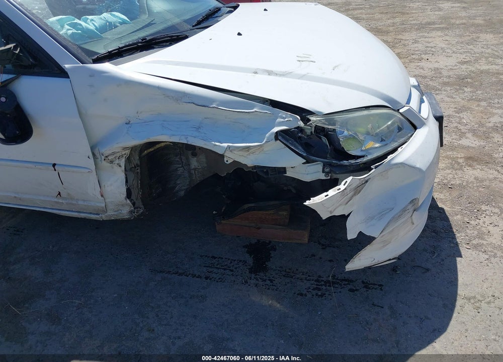 2005 HONDA CIVIC LX VIN: 2HGES16525H618482