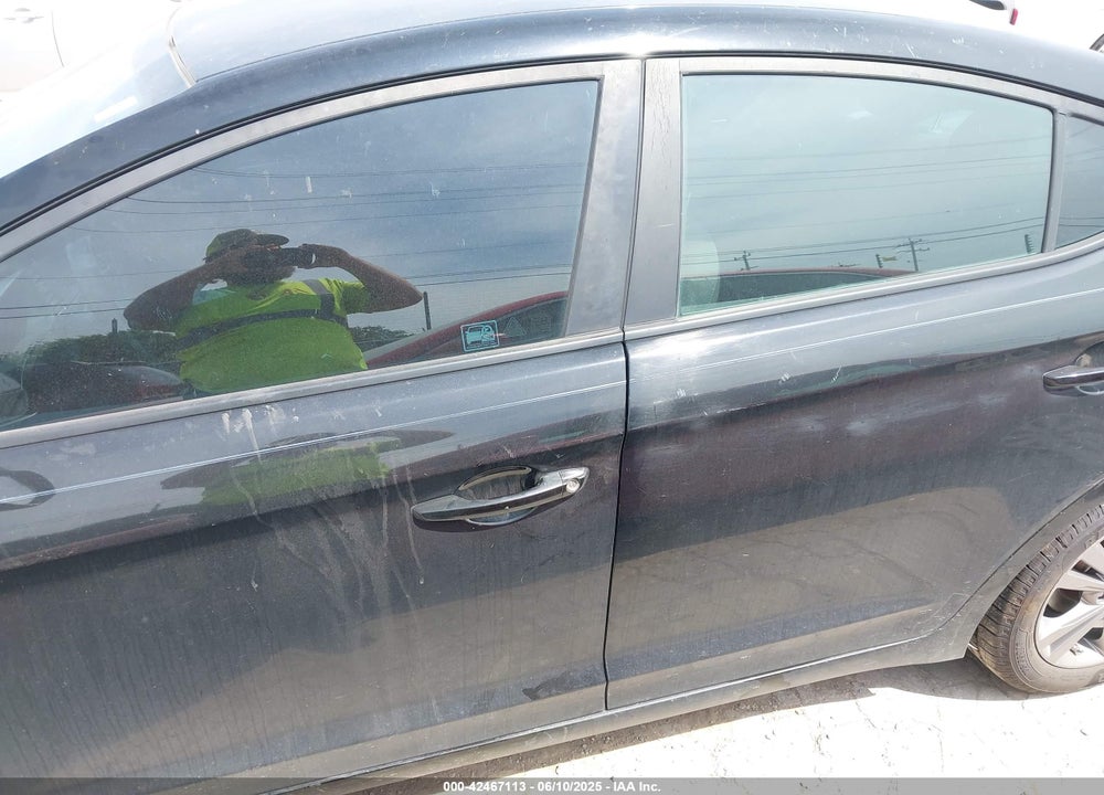 2018 HYUNDAI ELANTRA SEL VIN: KMHD84LF2JU504251