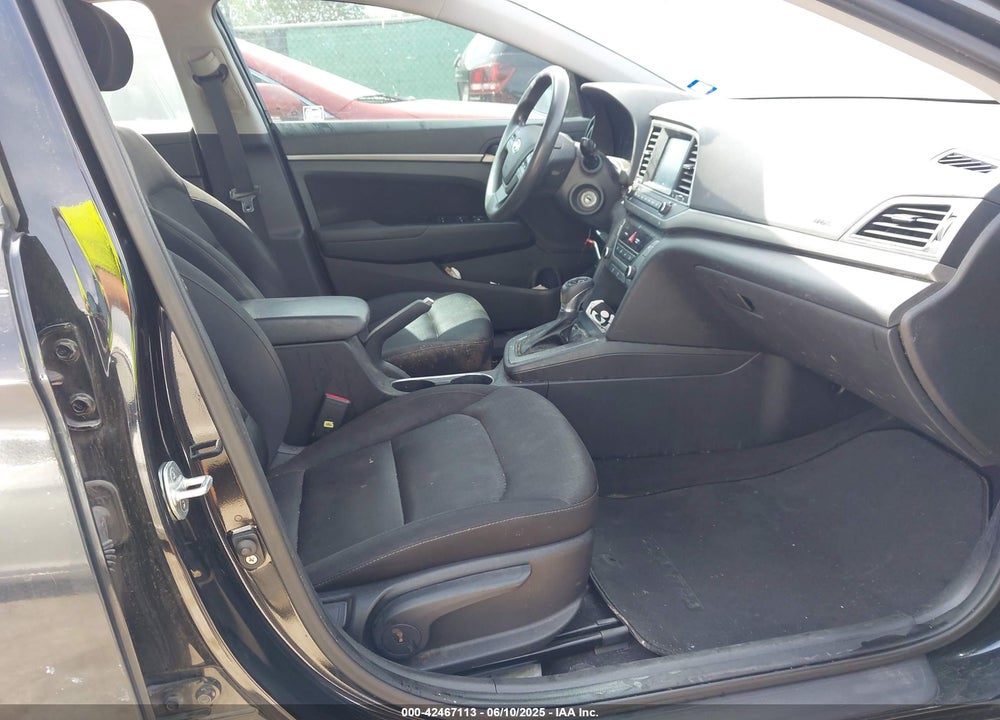 2018 HYUNDAI ELANTRA SEL VIN: KMHD84LF2JU504251