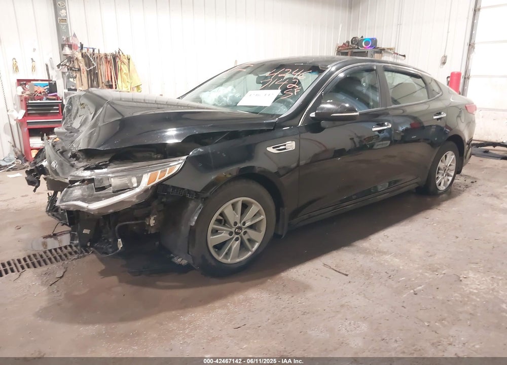 2017 KIA OPTIMA VIN: 5XXGT4L34HG148164