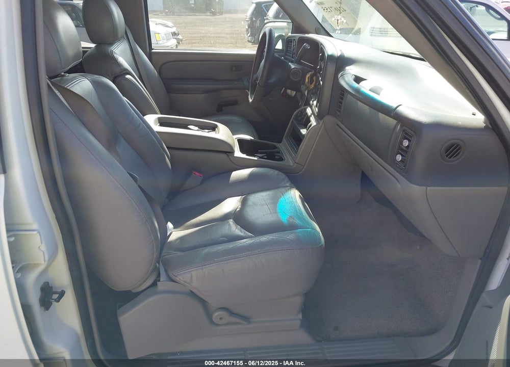 2003 CHEVROLET SUBURBAN 1500 LS VIN: 1GNFK16Z83J207998