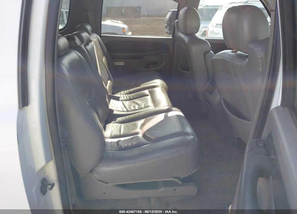 2003 CHEVROLET SUBURBAN 1500 LS VIN: 1GNFK16Z83J207998
