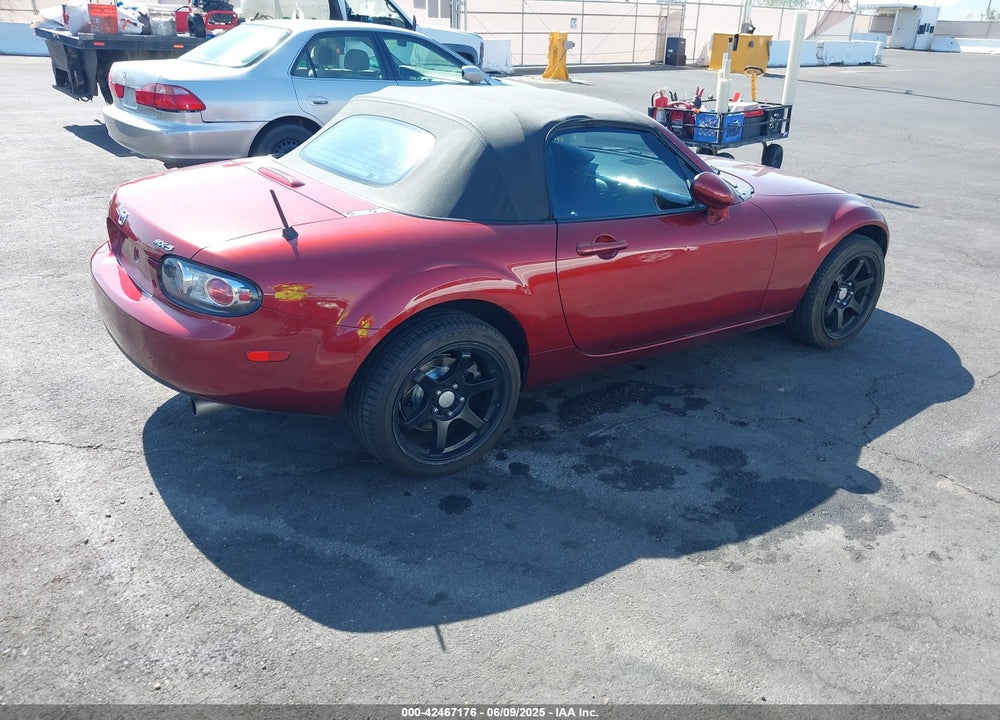 2006 MAZDA MX-5 MIATA VIN: JM1NC25F260109008