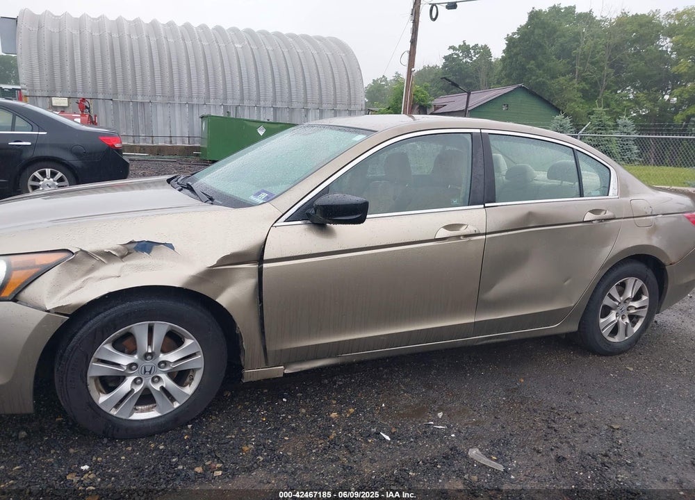 2009 HONDA ACCORD VIN: 1HGCP26499A050418